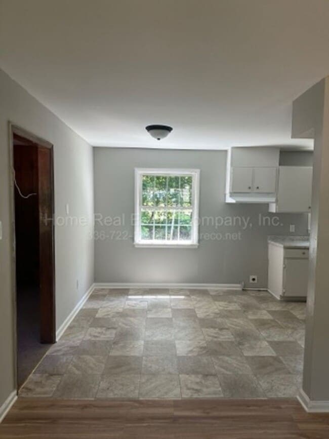 Building Photo - 4206 S Jasmin Ct