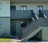 Building Photo - 1566 University Ln