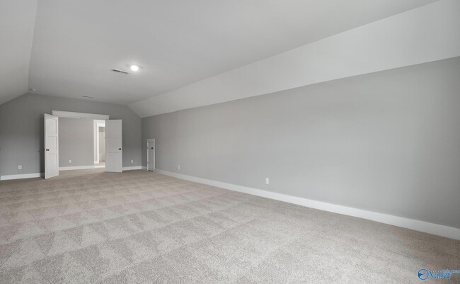 Building Photo - 8105 Goose Ridge Dr SE