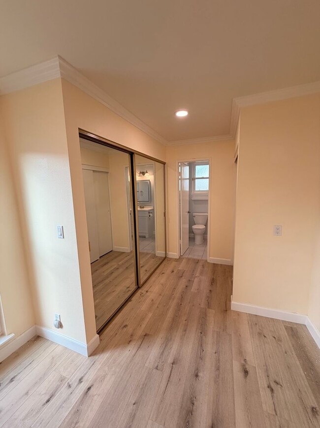 Building Photo - Remodeled 3 Bedroom Cerritos House For Rent with Central AC!