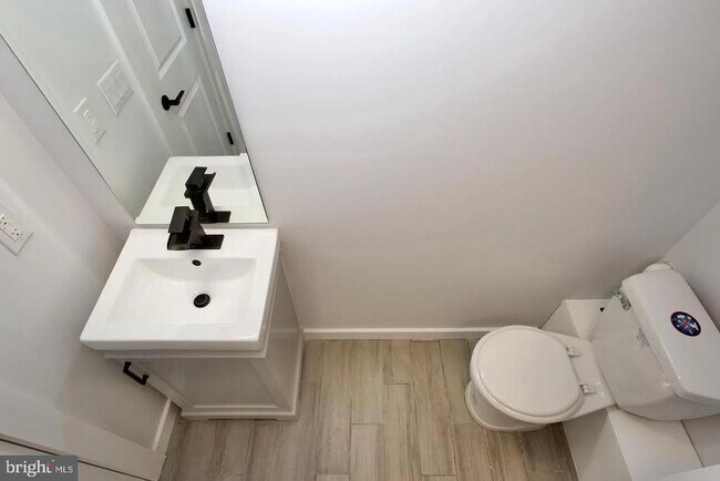 Building Photo - 1606 N 3rd St