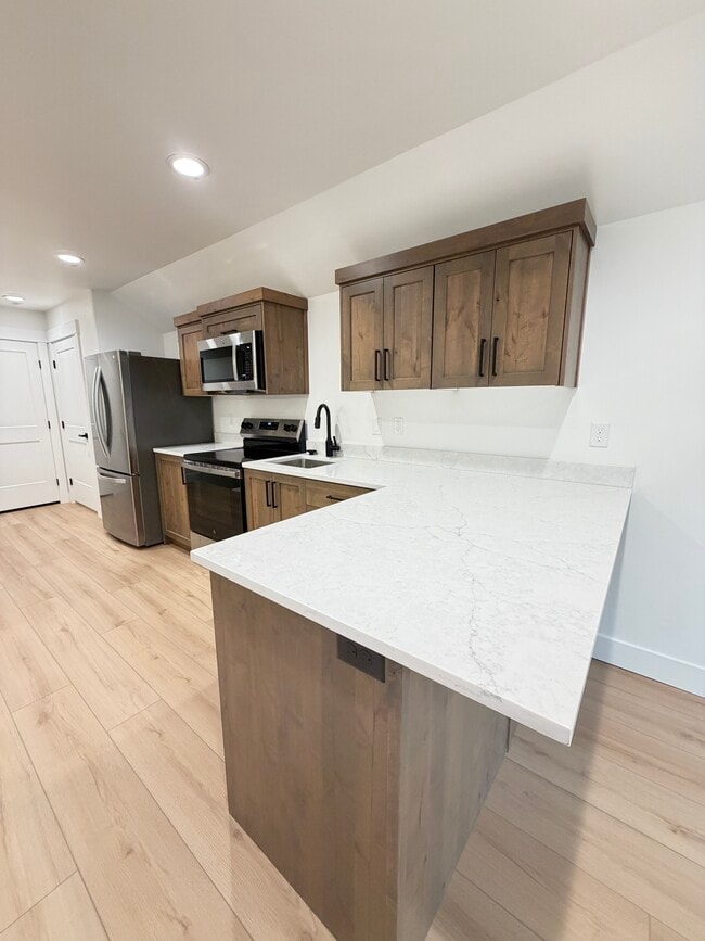 Building Photo - 3055 W Bonneville Cir