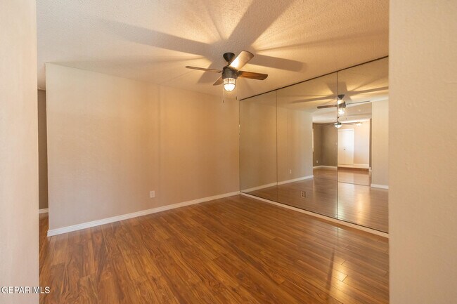 Building Photo - 3021 Fierro Dr