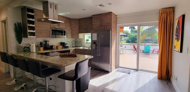 Building Photo - 4154 SW 49th St