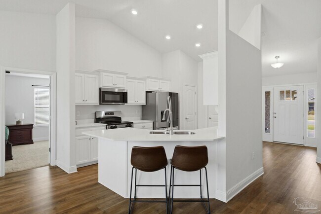 Building Photo - 6499 Benelli Dr
