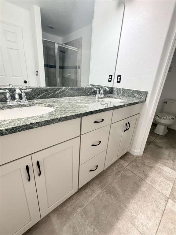 Building Photo - 2350 Rapollo Dr