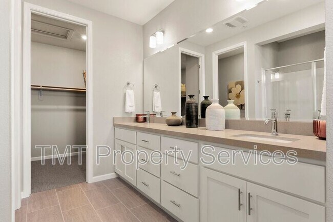 Building Photo - 4441 Rhone Walk