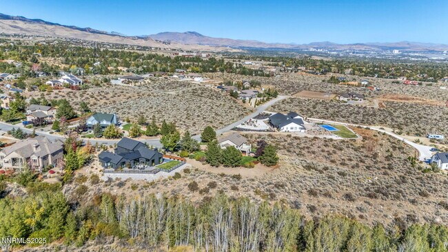 Building Photo - 1520 Taos Ln