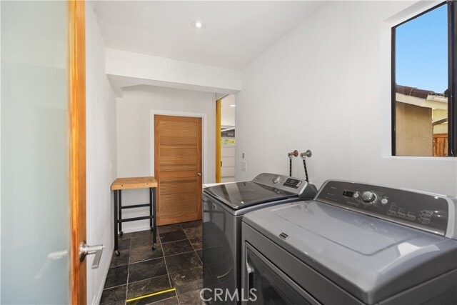 Building Photo - 25671 Cresta Loma