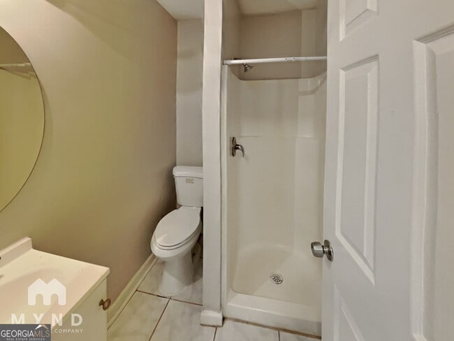 Building Photo - 450 Fairburn Rd NW