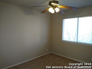Building Photo - 6114 Lakeview Ct
