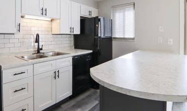 Building Photo - 1 Gardner Ct