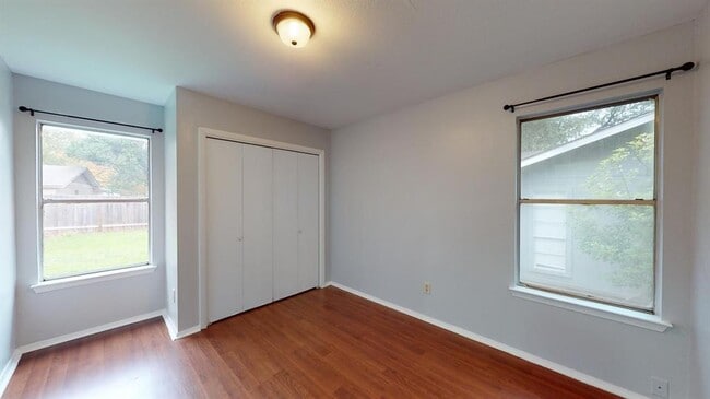 Building Photo - 7611 Lunar Dr