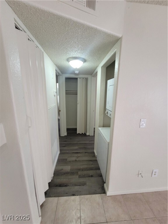 Building Photo - 1608 N Torrey Pines Dr