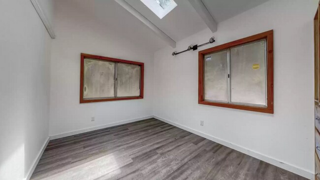 Building Photo - Gated, Pet-Friendly Cabin With 1.3 Acres Of Wooded Views