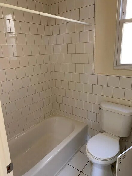 Building Photo - 200 Central Ave