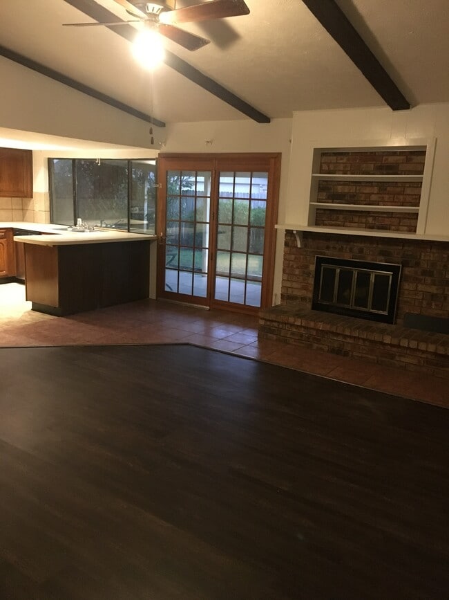 Building Photo - 7354 Oakstone Dr