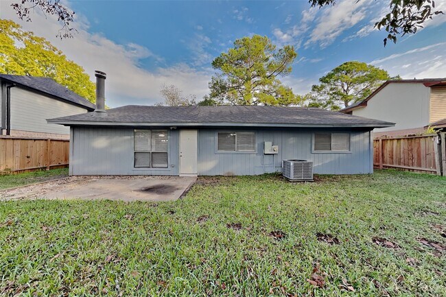 Building Photo - 11915 Fork Creek Dr