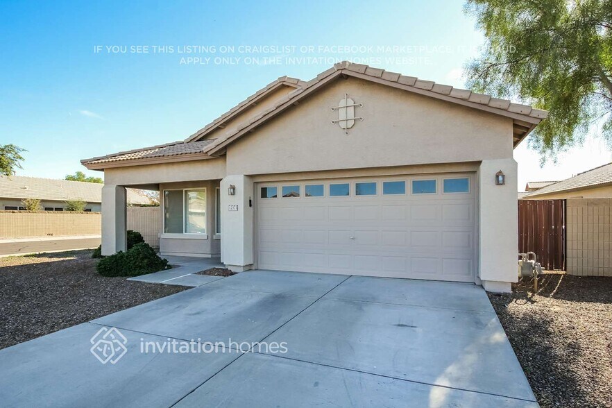 Building Photo - 12371 W Sherman St