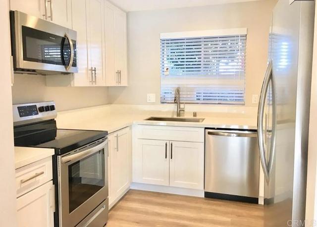 Building Photo - 942 Knoll Vista Dr