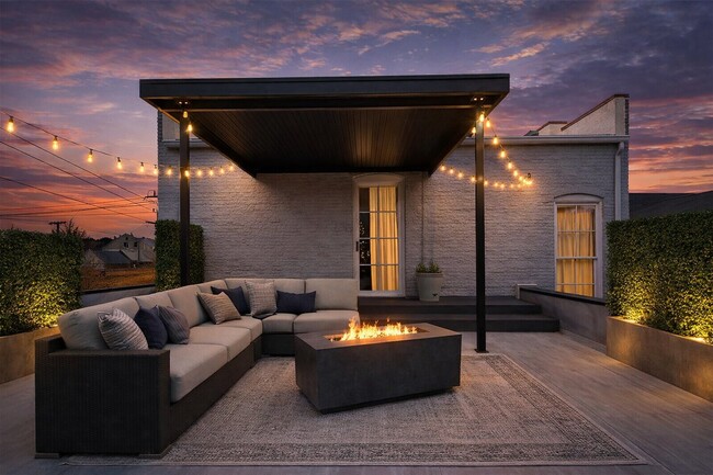 Building Photo - 124 W Bank St