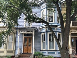 Building Photo - 413 E Huntingdon St