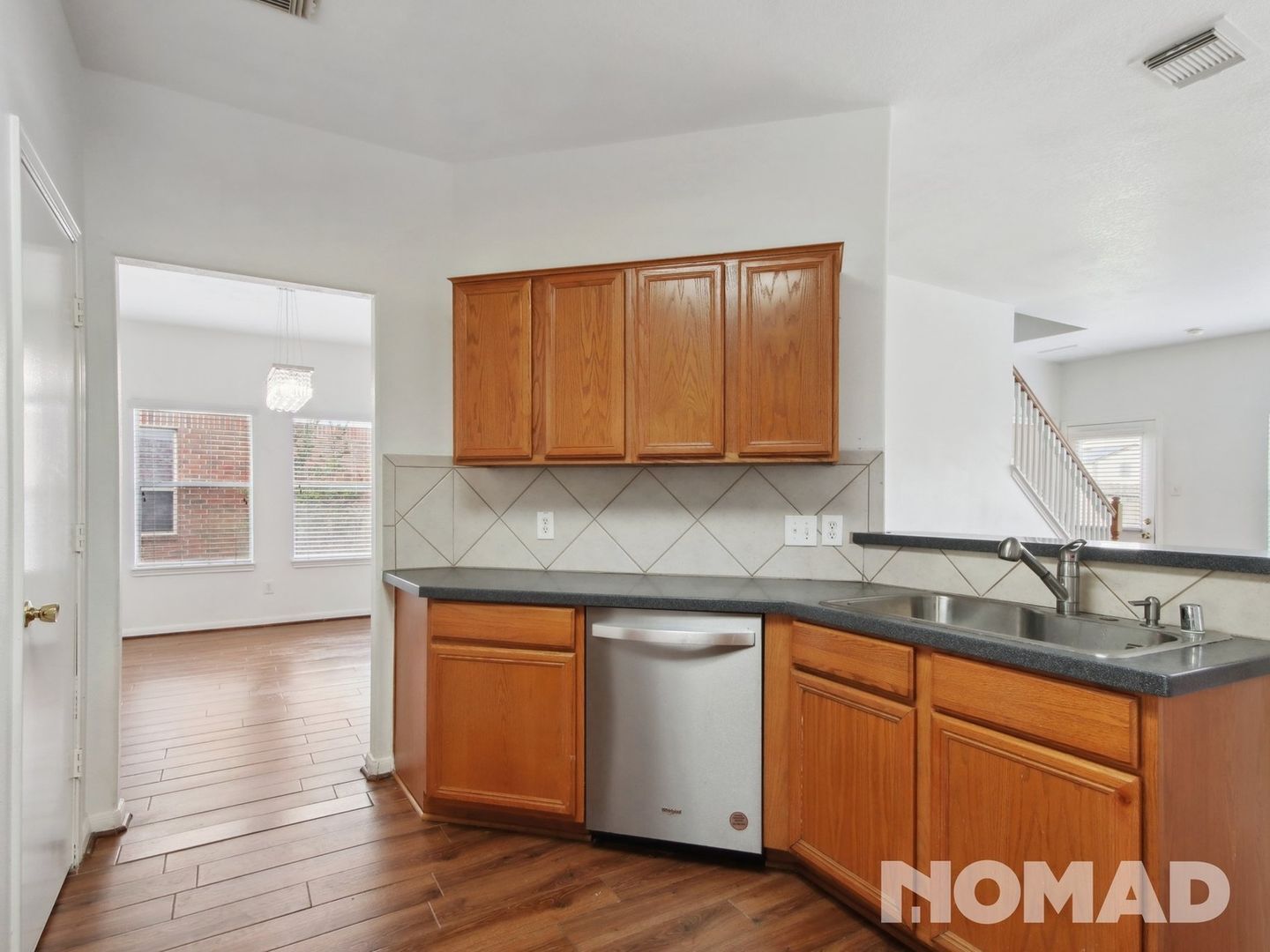 Building Photo - 18518 Knob Hill Lake Ln