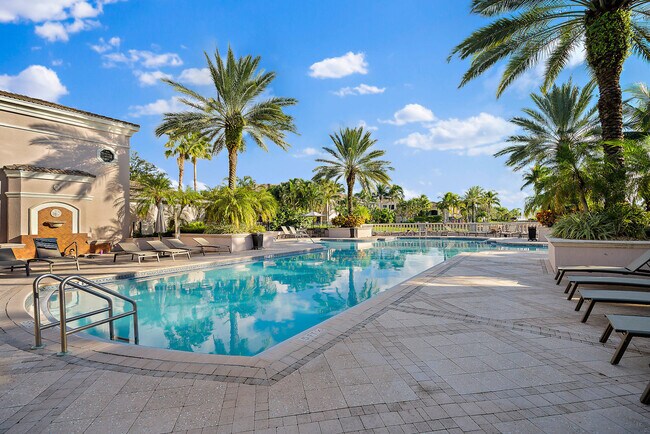 Building Photo - 3022 Alcazar Pl