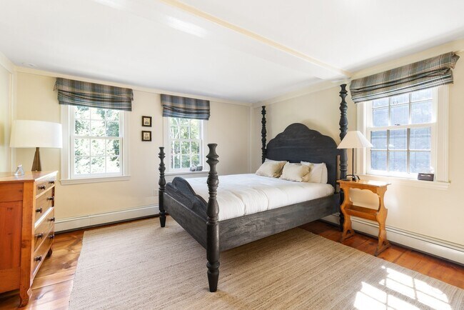 Building Photo - 60 Washington St