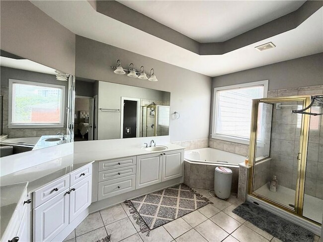 Building Photo - 3008 Riverstone Tr