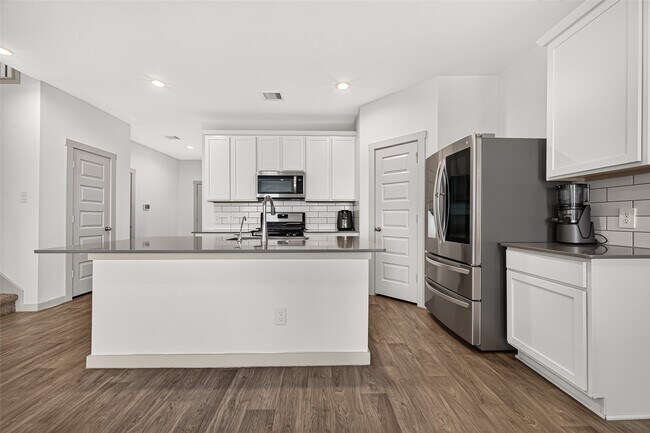 Building Photo - 6903 Green Embers Ln