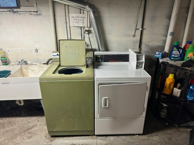 Building Photo - 3431 Telford St