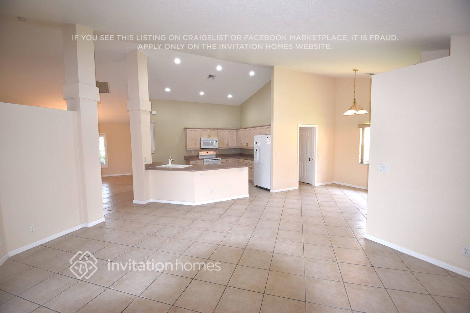 Building Photo - 6863 Blue Bay Cir