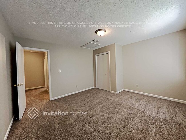 Building Photo - 4049 Sharon Woods Dr