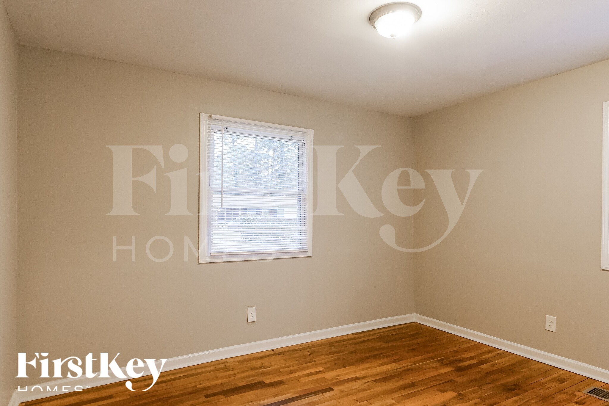 Building Photo - 443 Fairlock Ln NW