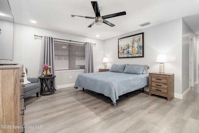 Building Photo - 1149 Scyphers St NE