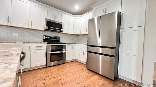 Building Photo - 1627 Oak Berry Cir