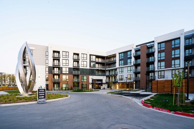 Building Photo - 312 Gates Dr