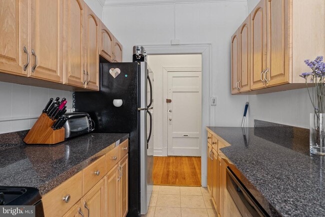 Building Photo - 1526 17th St NW