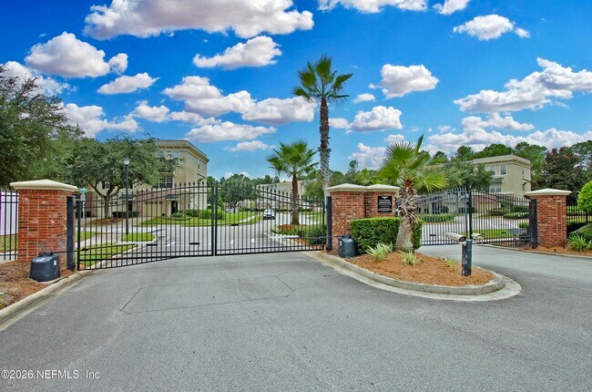 Building Photo - 4442 Rock Creek Cir