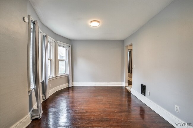 Building Photo - 16 Mesmer Ave