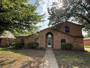 Building Photo - 5501 Whisper Glen Dr