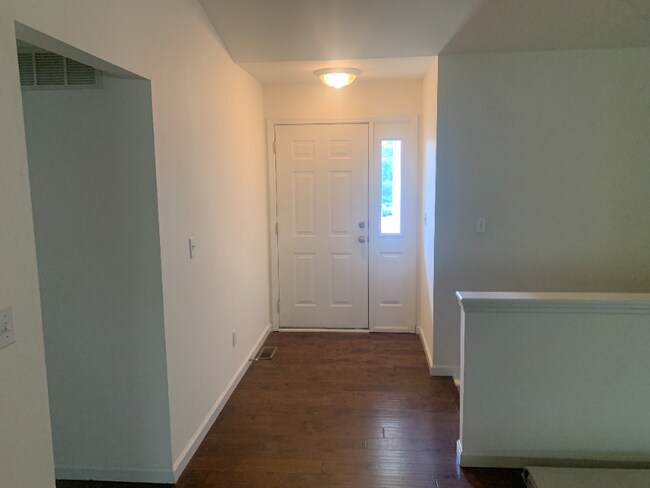 Building Photo - 55 Monterey Cypress Dr