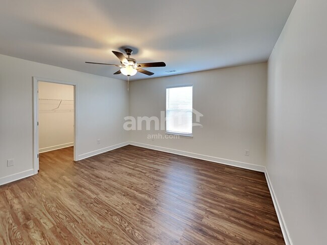 Building Photo - 600 Drema Ct