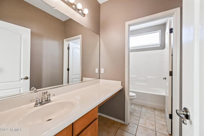 Building Photo - 3652 E Temecula Way