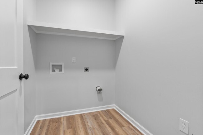 Building Photo - 410 Lincolnshire Blvd