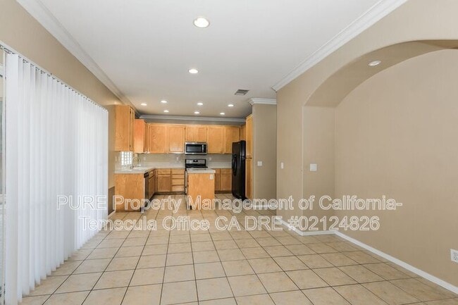 Building Photo - 32585 Guevara Dr
