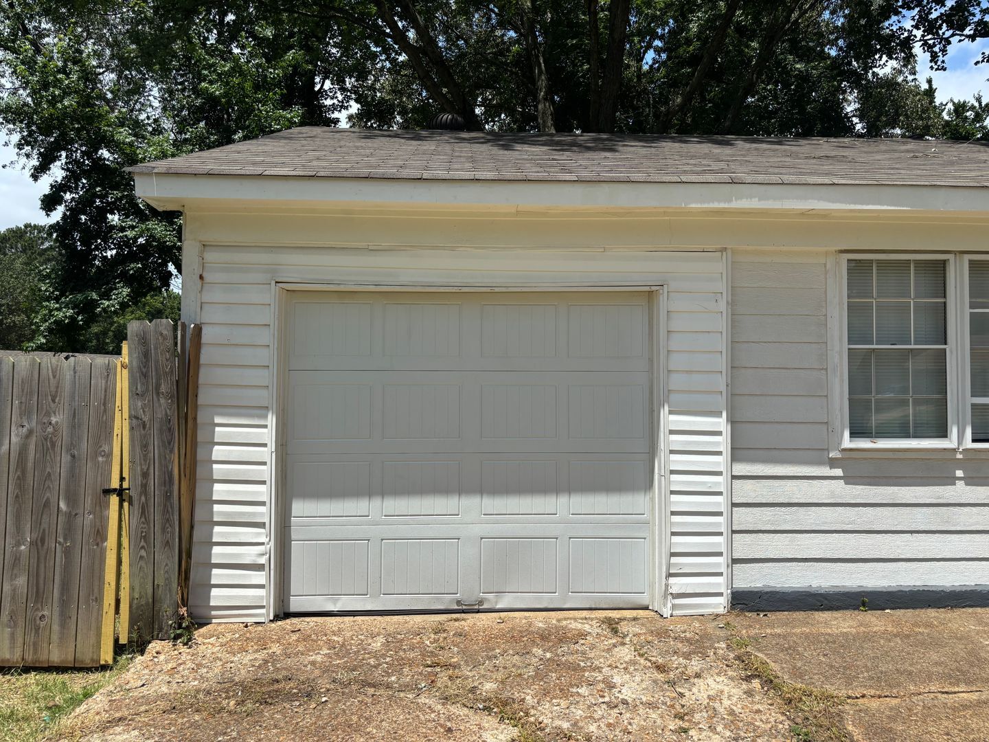 Building Photo - 5203 Black Diamond Cove