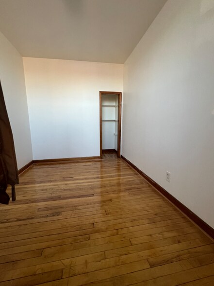 Building Photo - 29 Harmony St