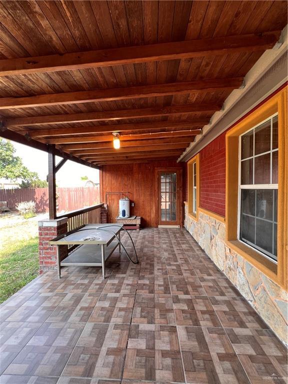 Building Photo - 3001 E Camelia Ave